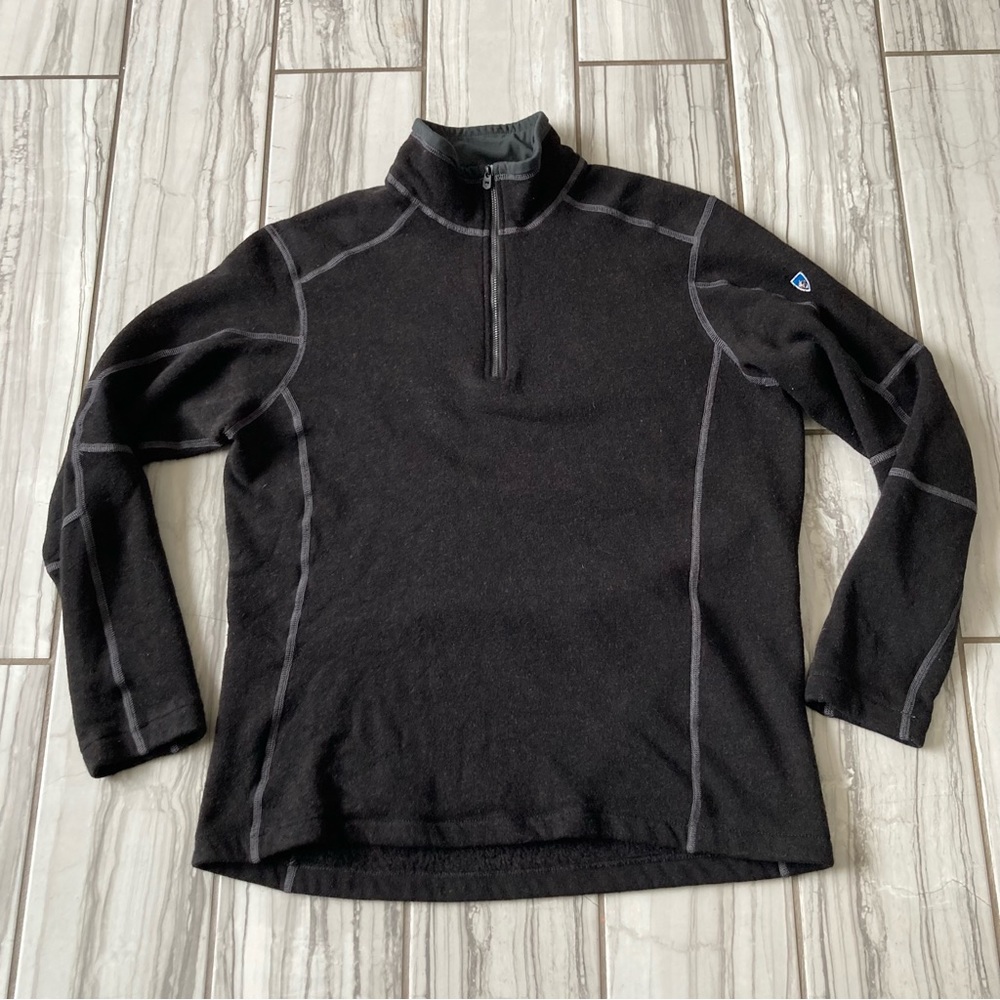 Kuhl 1/4 zip sweater. EUC